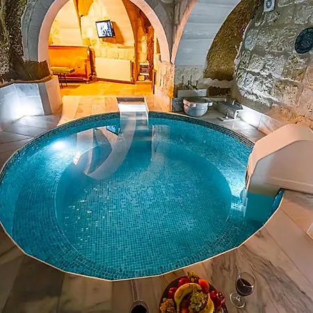 Hotel Belenus Cave House *